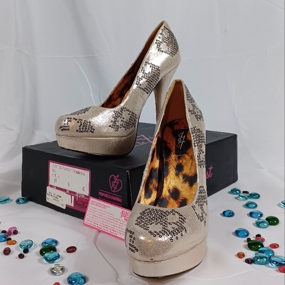 YRU Shoes - YRU Silver Sequin Women's Platform Heels